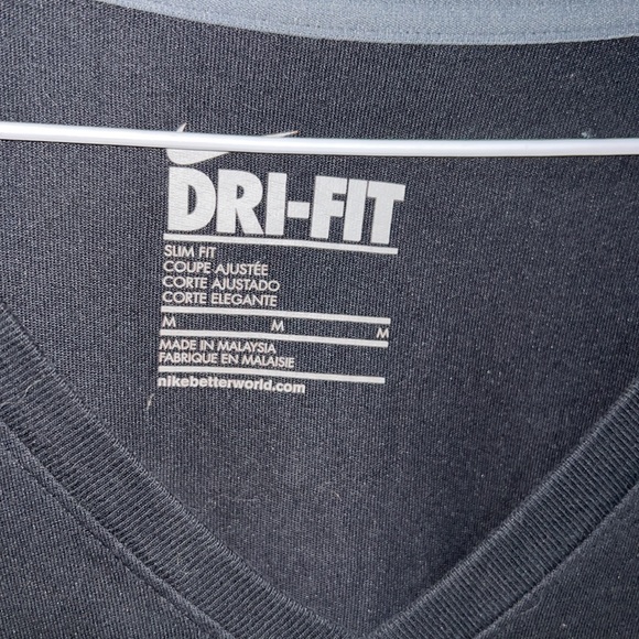 Long sleeve Nike shirt - Picture 3 of 10